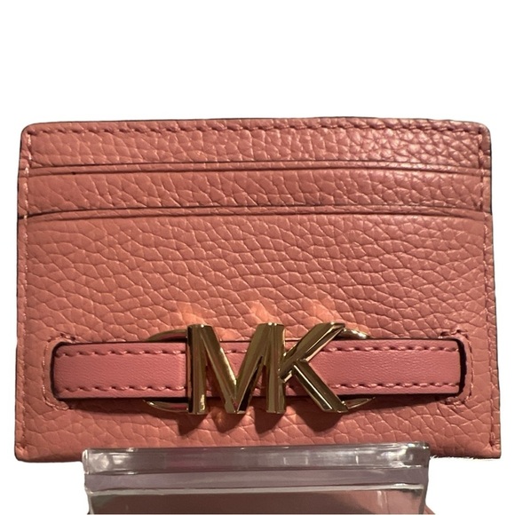 Michael Kors Reed Large Pebbled Leather Card Holder in Primrose | NEW/NWT!! 🩷🩷 - Picture 1 of 15